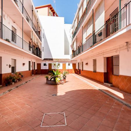 Holi-Rent Salado Apartamento Sevilha Exterior foto