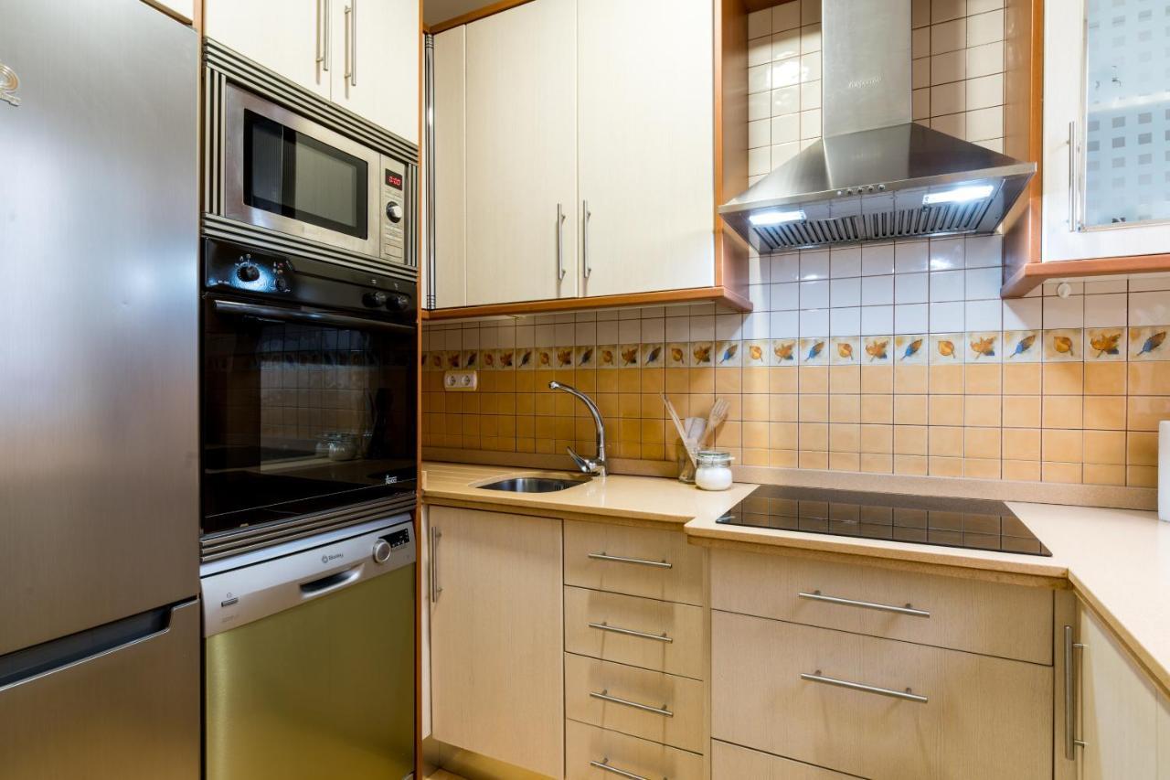 Holi-Rent Salado Apartamento Sevilha Exterior foto