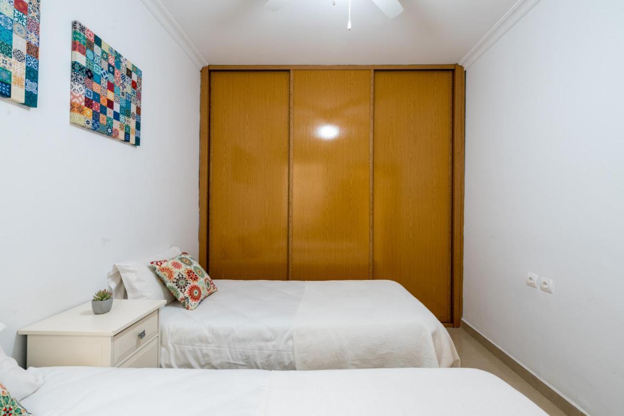 Holi-Rent Salado Apartamento Sevilha Exterior foto